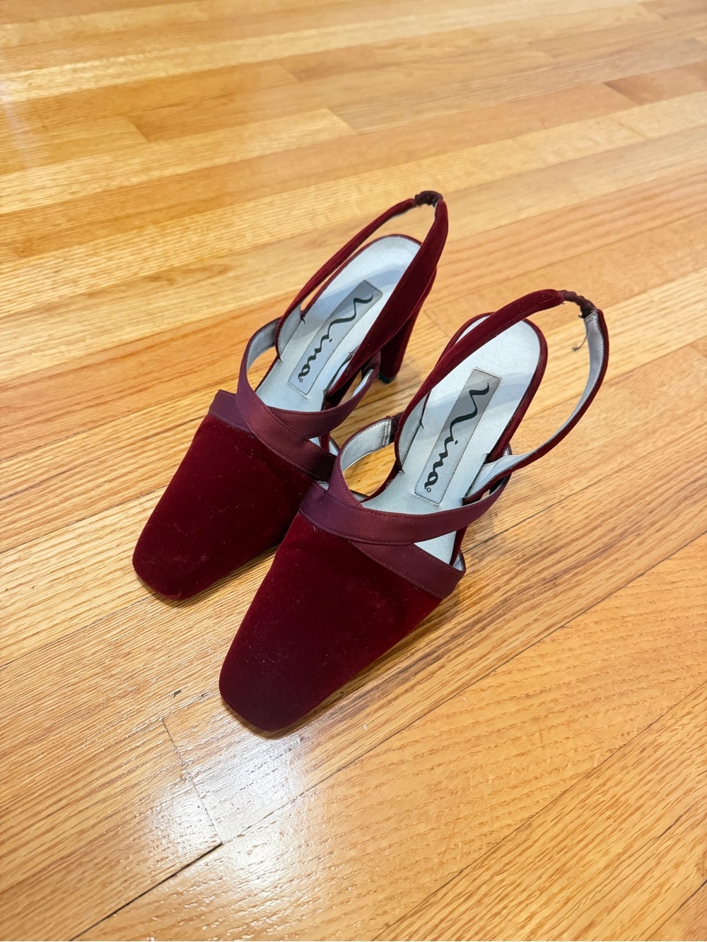 Vintage Nina Women's Burgundy Slingback Heels - Elegant Velvet Pumps size 5